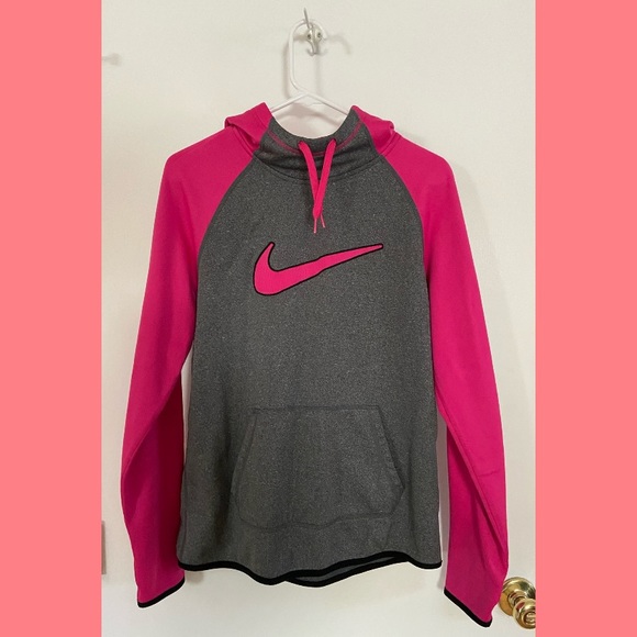 Nike Tops - NIKE hoodie sweatshirt